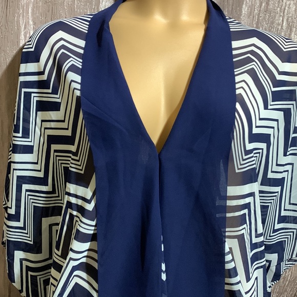 Ruby Ribbon Sheer Cardigan Top White Navy Blue Chevron Print One Size - Picture 2 of 15